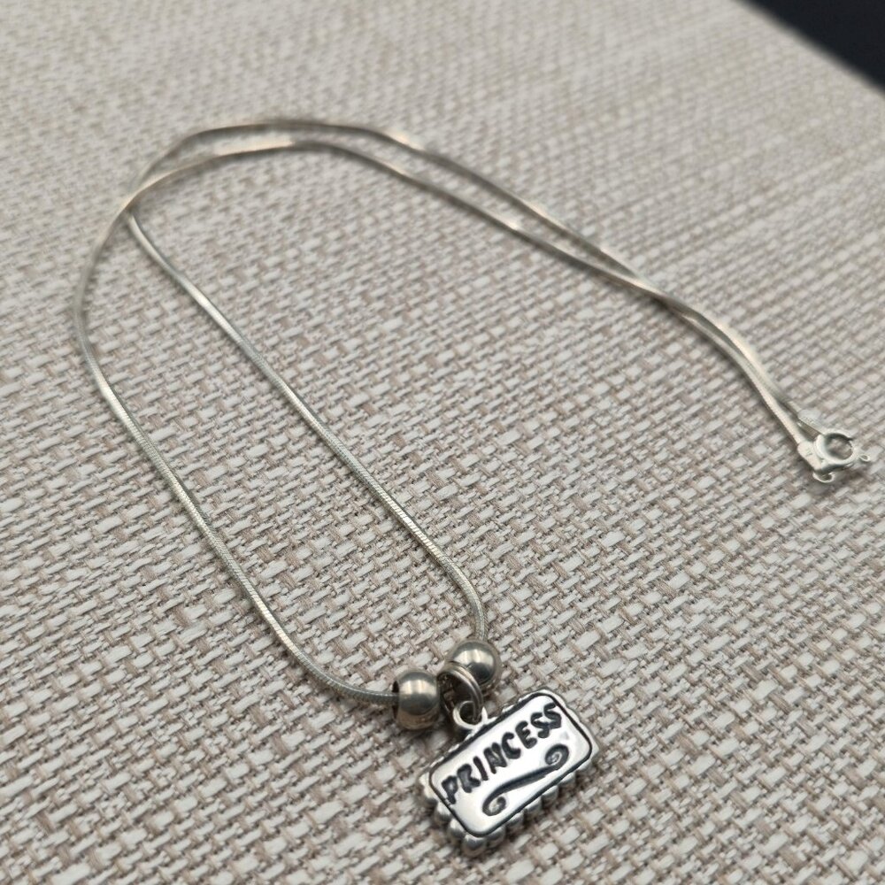 18 Inch Sterling Silver Simple Style Princess Pendant Necklace A6065 - Picture 2 of 7